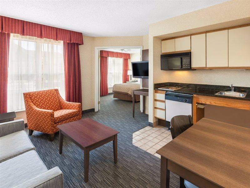 Affordable Suites Of America Detroit-沃伦 外观 照片